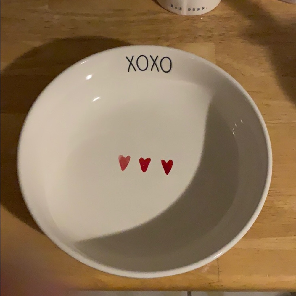 Rae Dunn XOXO bowl